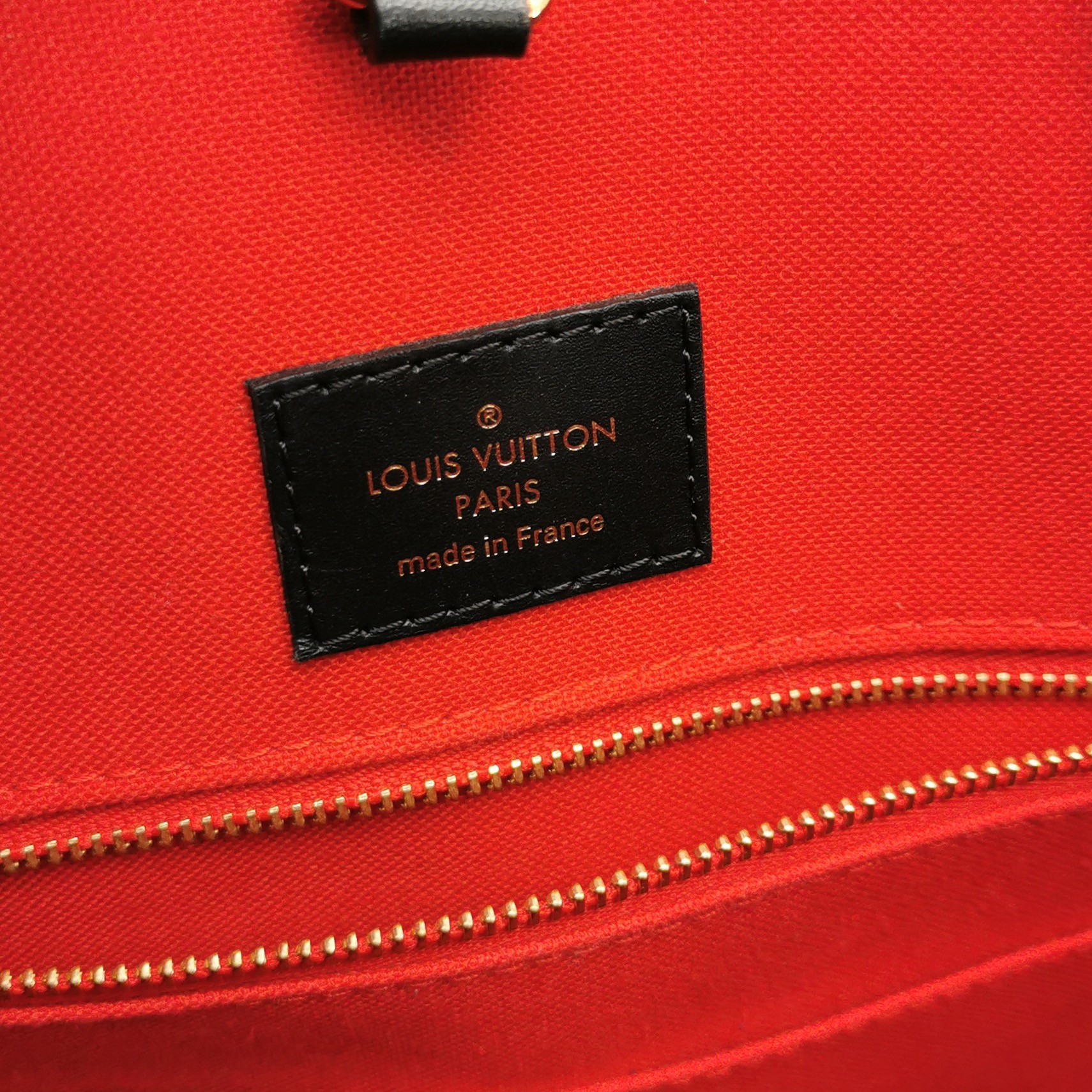 Louis Vuitton(LV) OnTheGo Tote Reverse Monogram Giant MM — photo 8 of 15