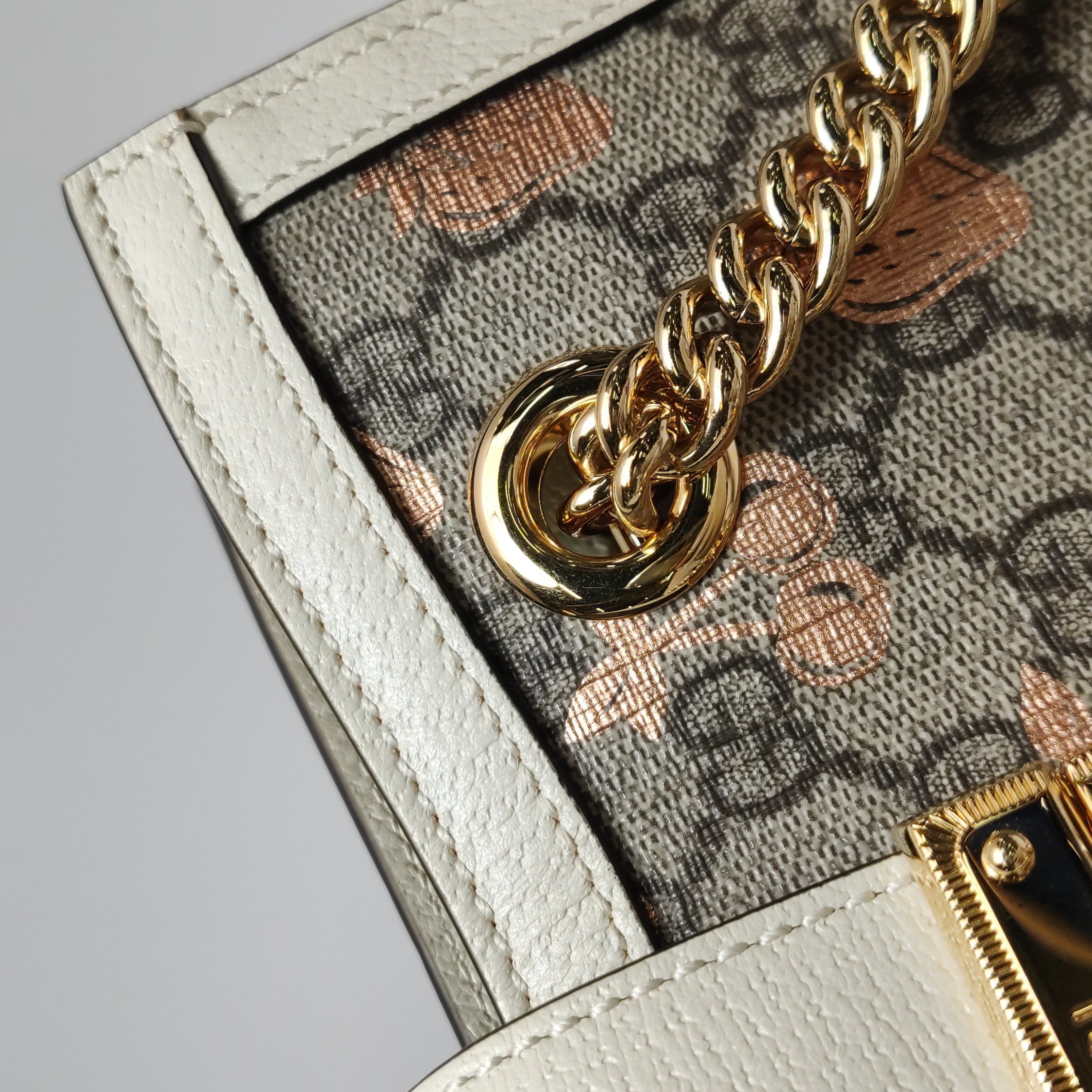 Gucci Padlock Chain Tote Printed GG Coated Canvas Small — photo 11 of 16