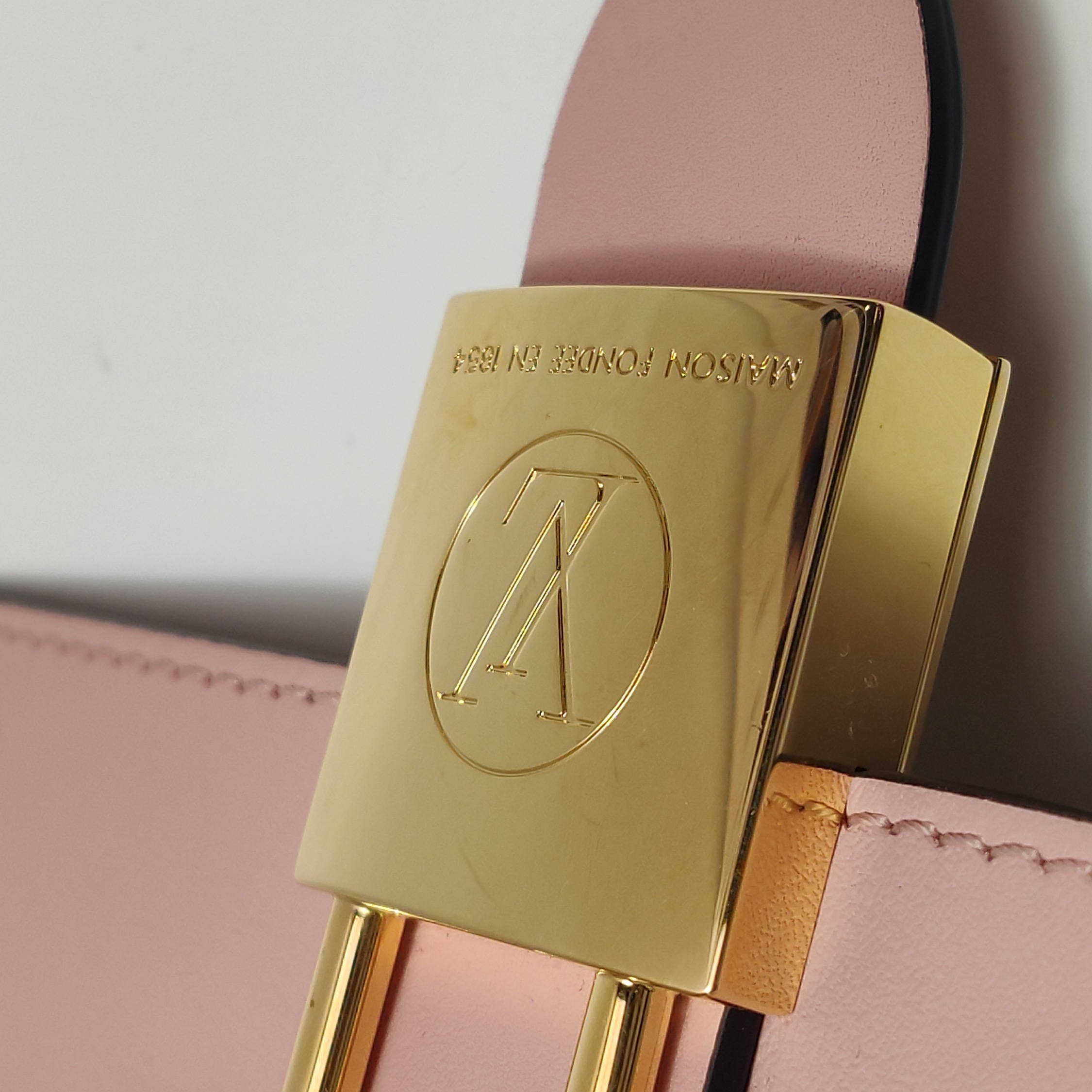 Louis Vuitton(LV) Locky Handbag Monogram Canvas with Leather BB — photo 12 of 15