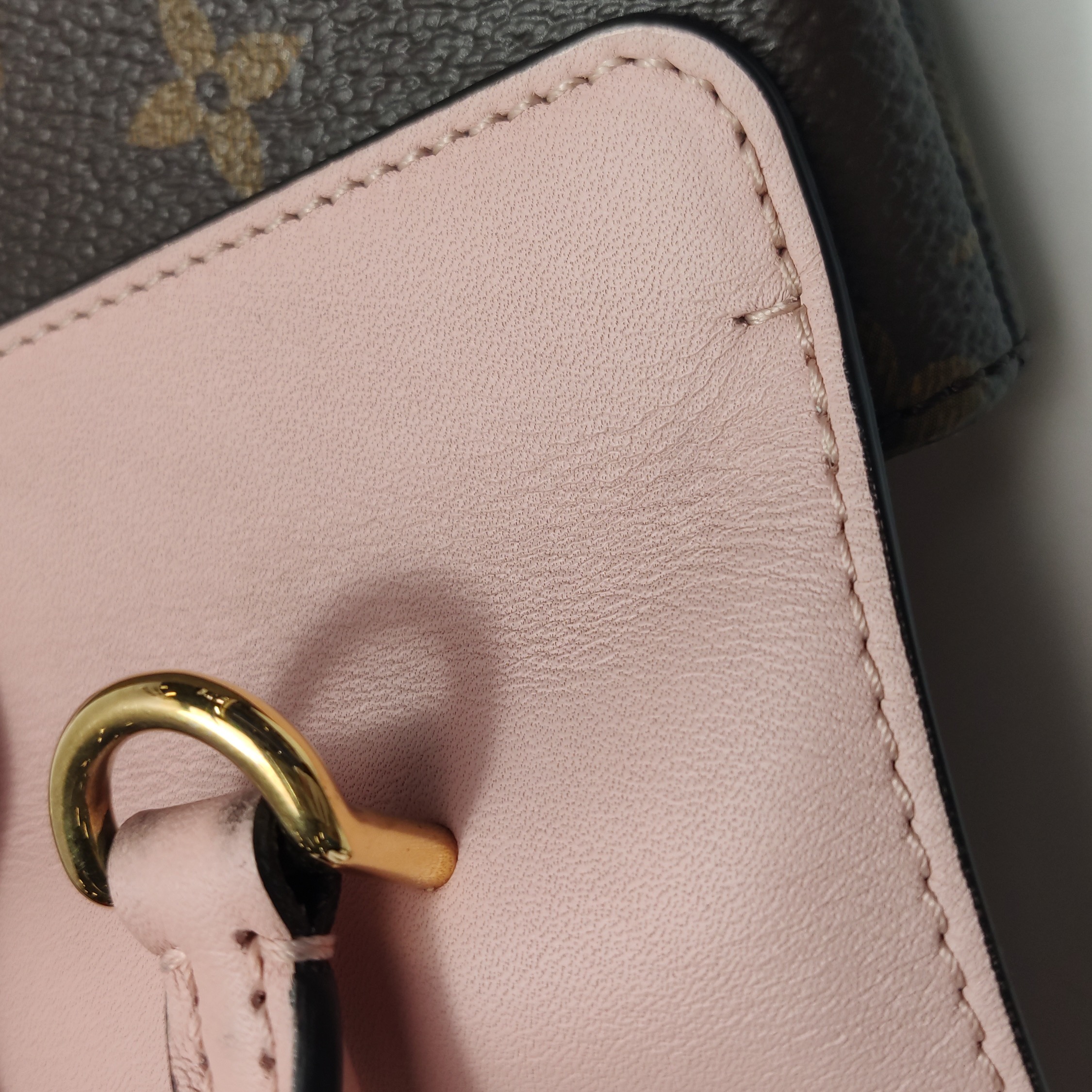 Louis Vuitton(LV) Locky Handbag Monogram Canvas with Leather BB — photo 11 of 15
