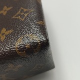 Louis Vuitton(LV) Locky Handbag Monogram Canvas with Leather BB — thumbnail 9