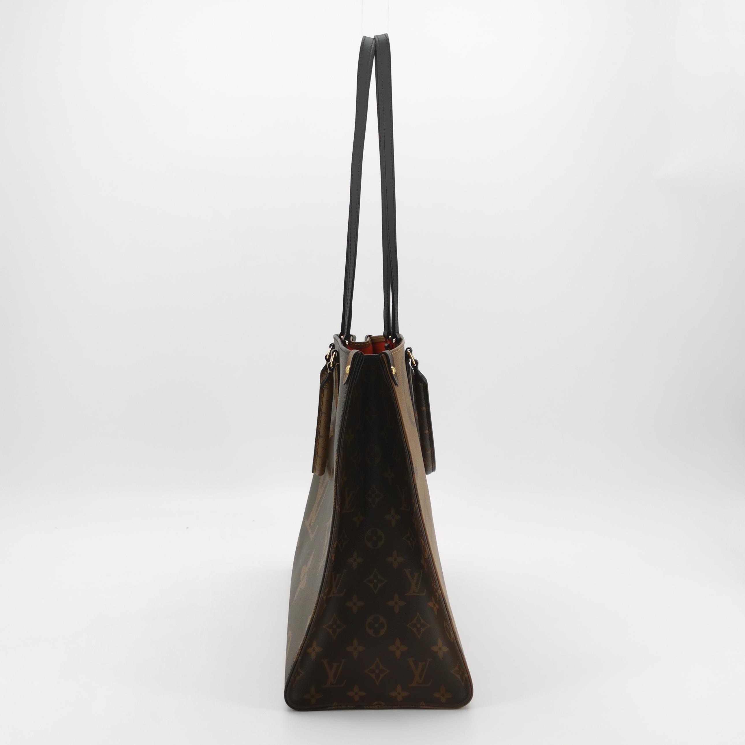 Louis Vuitton(LV) OnTheGo Tote Reverse Monogram Giant GM — photo 5 of 15