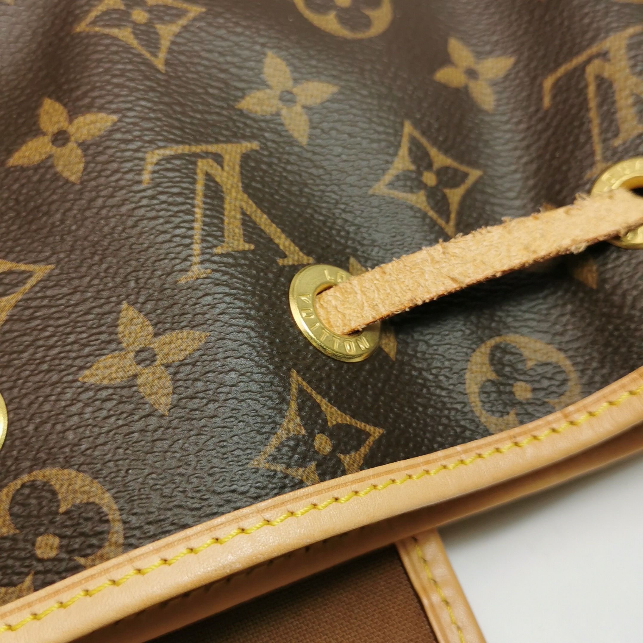 Louis Vuitton(LV) Bosphore Backpack Monogram Canvas — photo 11 of 24