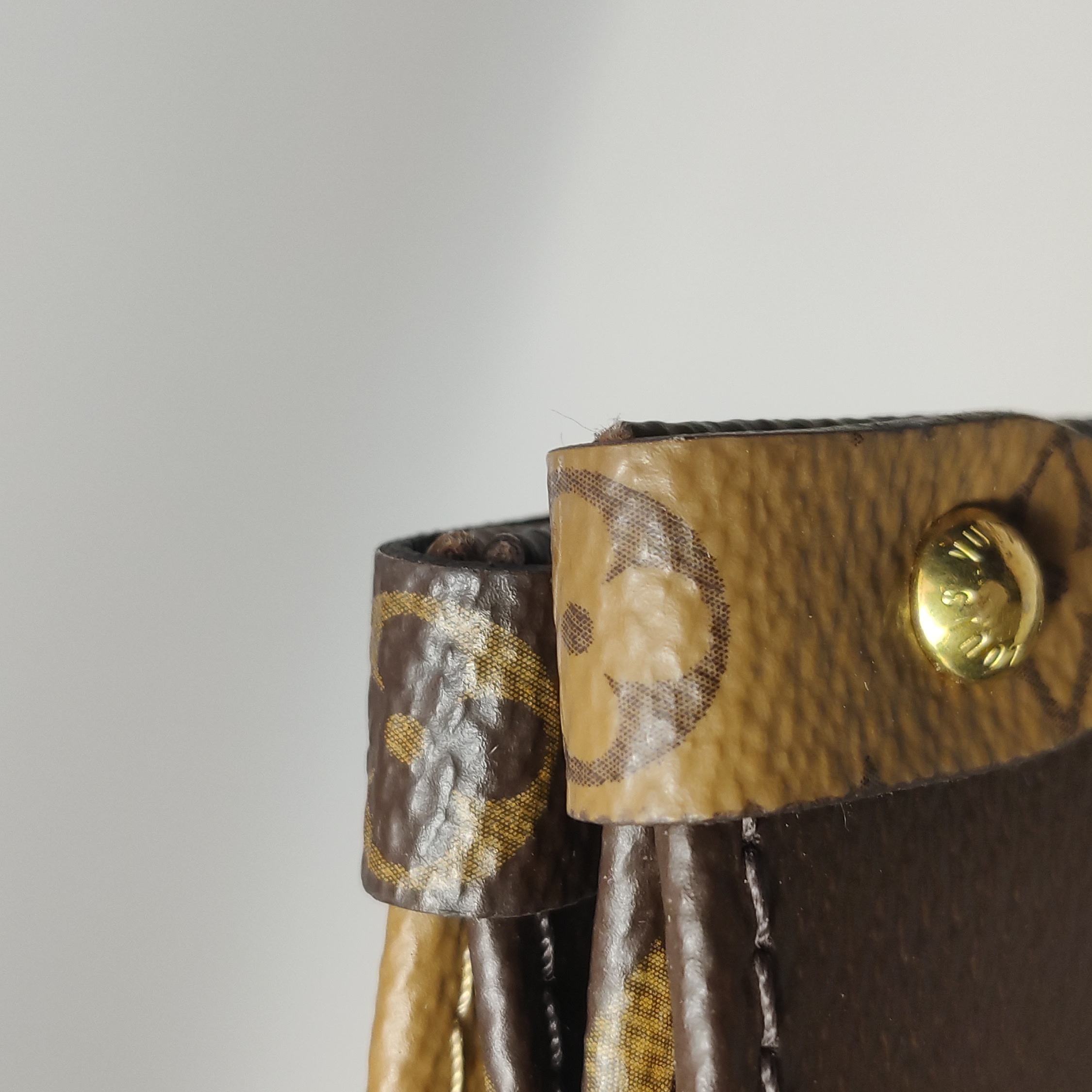 Louis Vuitton(LV) OnTheGo Tote Reverse Monogram Giant GM — photo 11 of 15