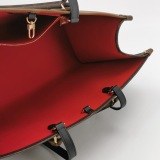Louis Vuitton(LV) OnTheGo Tote Reverse Monogram Giant GM — thumbnail 7