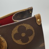 Louis Vuitton(LV) OnTheGo Tote Reverse Monogram Giant GM — thumbnail 12