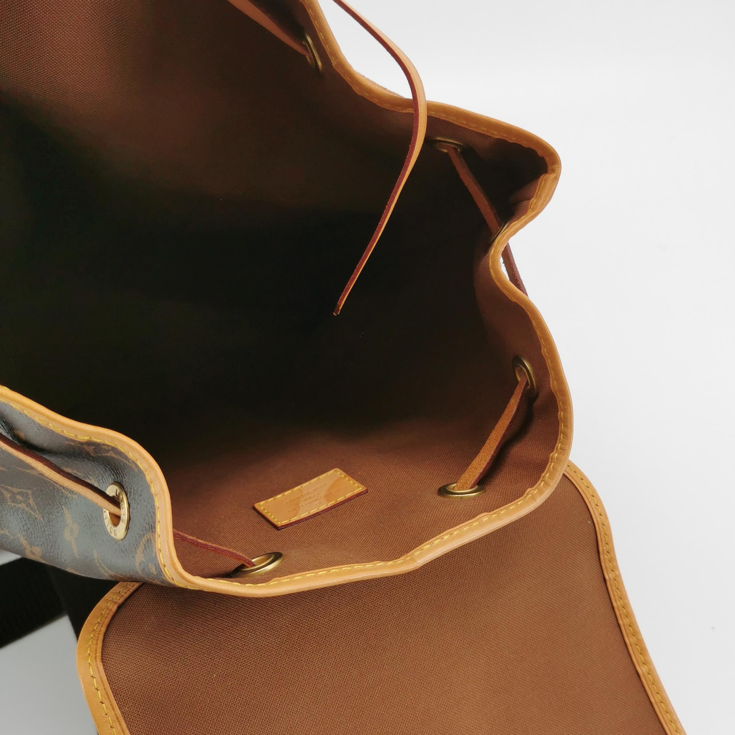 Louis Vuitton(LV) Bosphore Backpack Monogram Canvas — photo 7 of 20