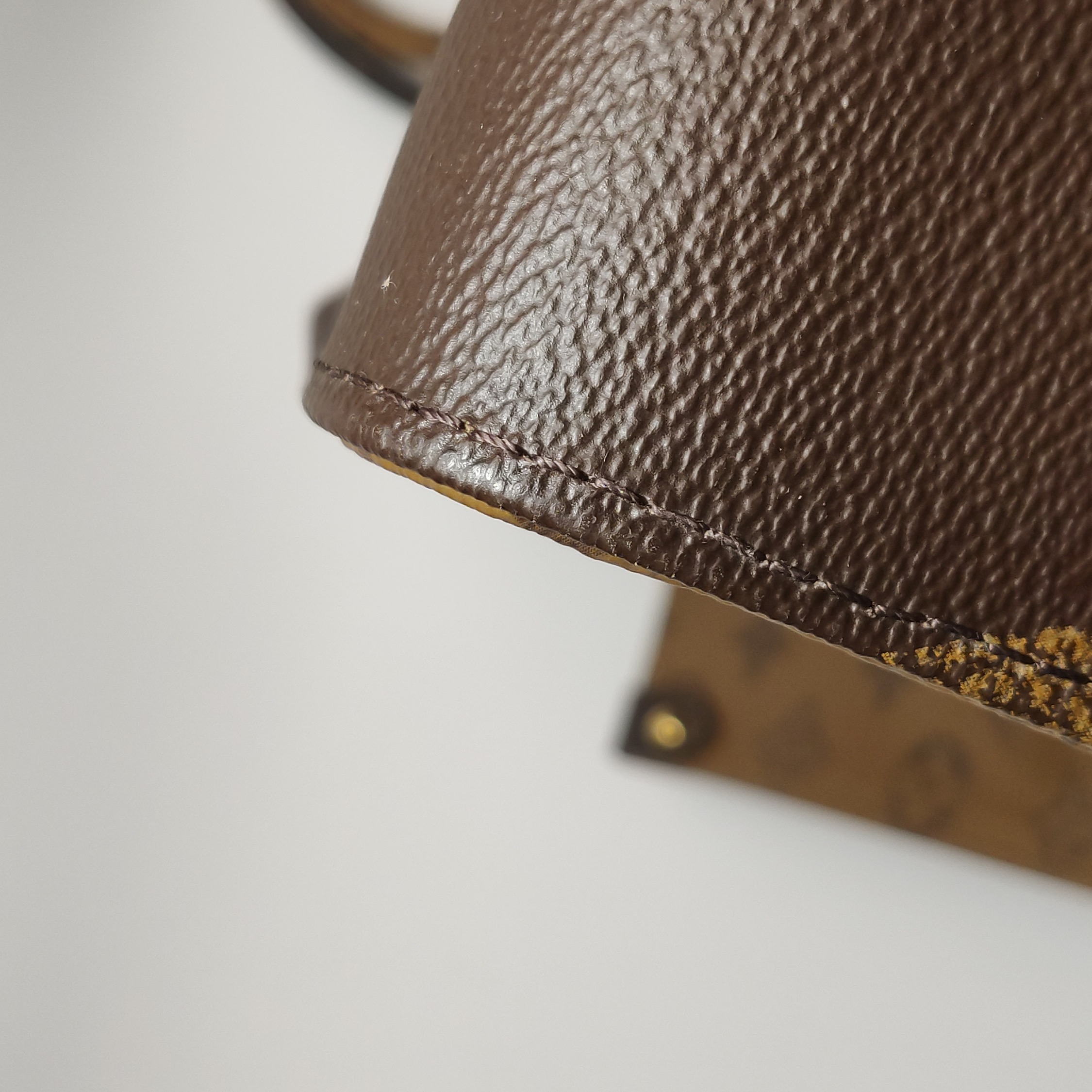 Louis Vuitton(LV) OnTheGo Tote Reverse Monogram Giant GM — photo 13 of 14