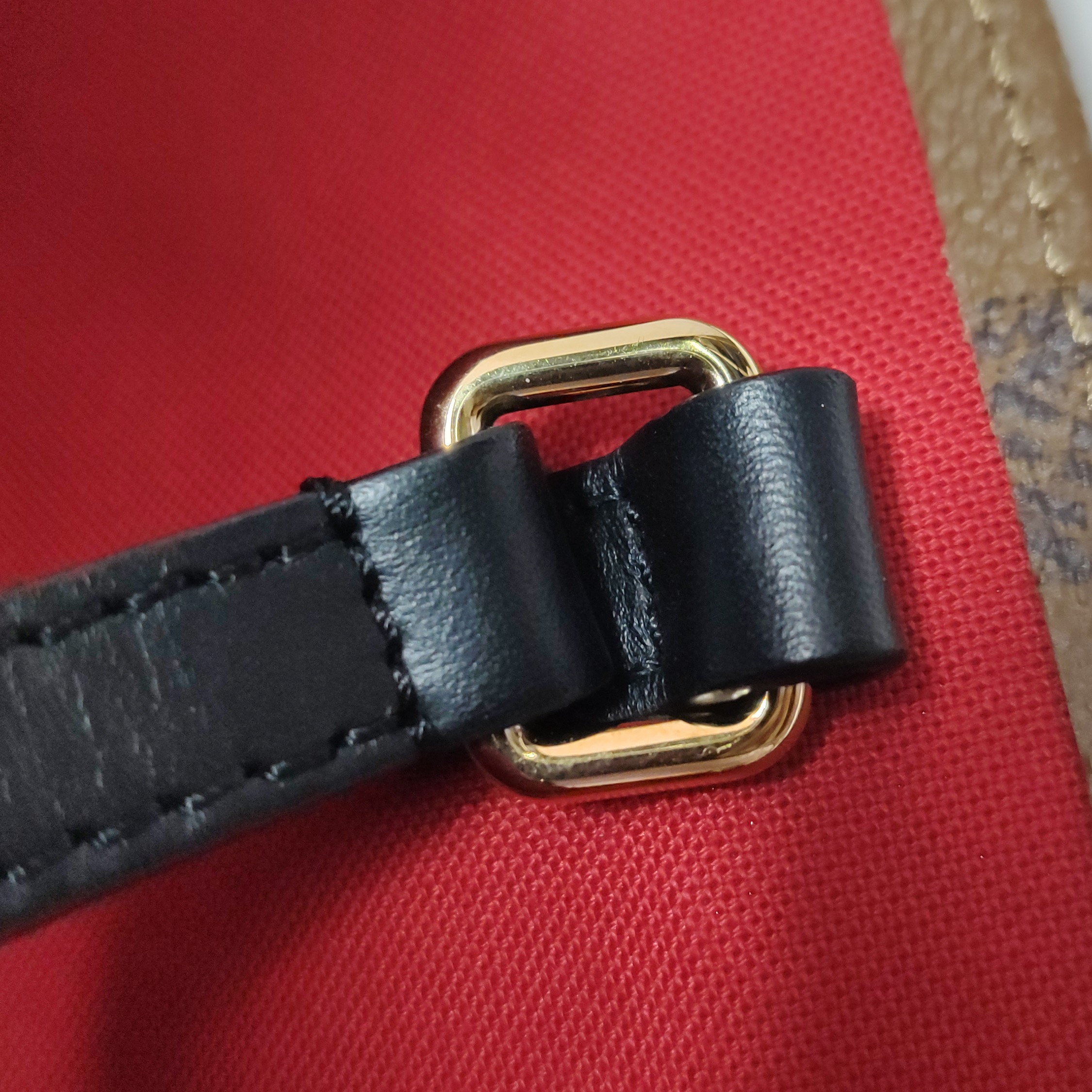 Louis Vuitton(LV) OnTheGo Tote Reverse Monogram Giant GM — photo 10 of 14