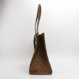 Louis Vuitton(LV) OnTheGo Tote Reverse Monogram Giant GM — thumbnail 4