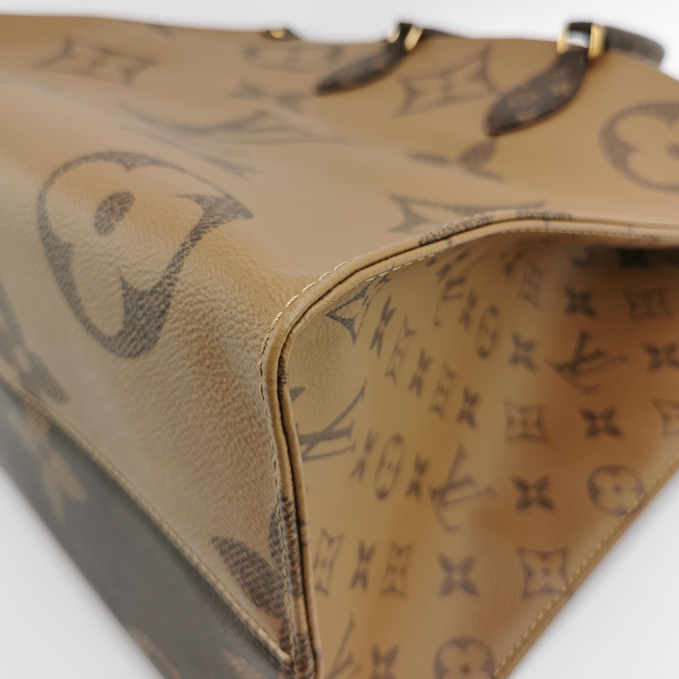 Louis Vuitton(LV) OnTheGo Tote Reverse Monogram Giant GM — photo 10 of 10