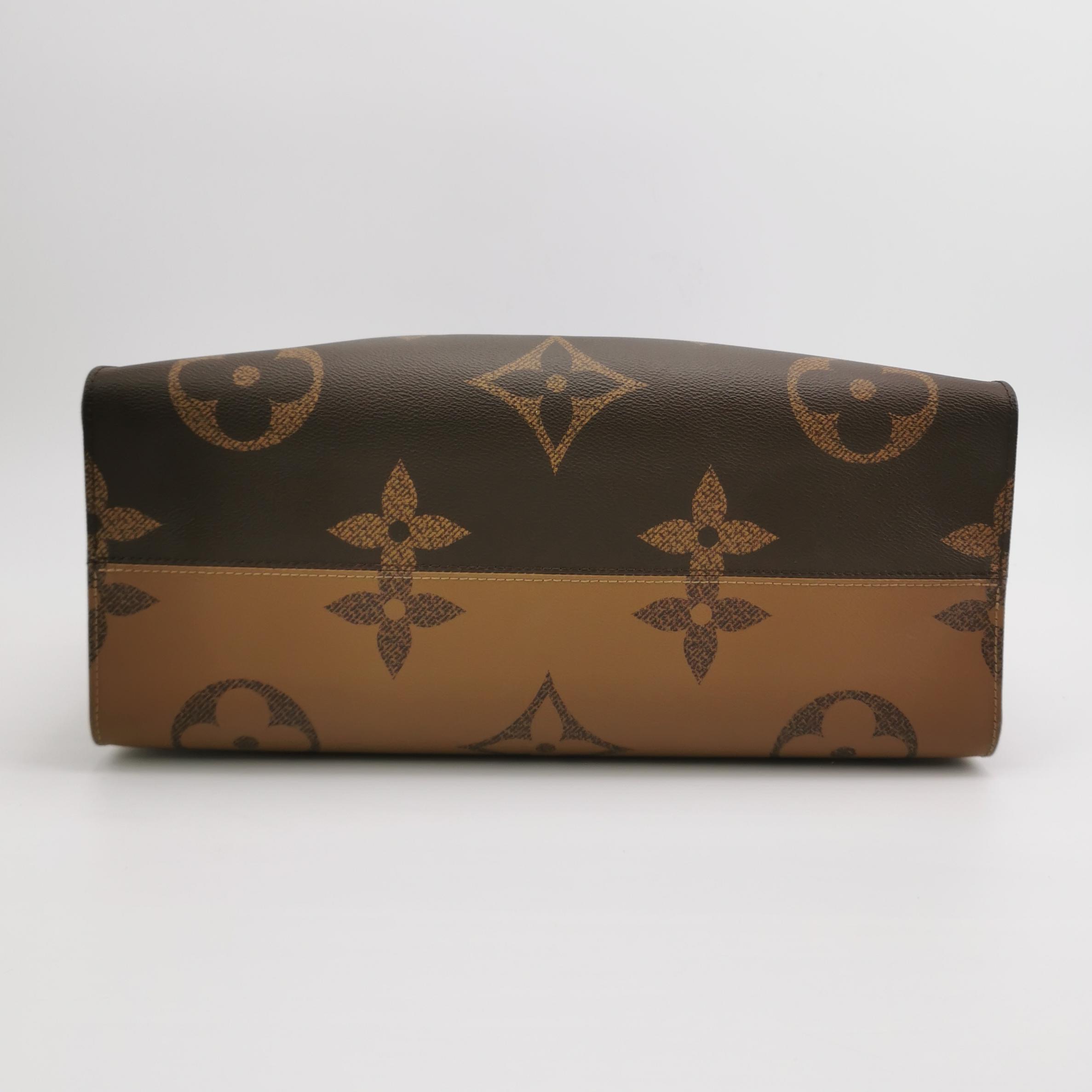 Louis Vuitton(LV) OnTheGo Tote Reverse Monogram Giant GM — photo 6 of 15
