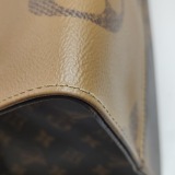 Louis Vuitton(LV) OnTheGo Tote Reverse Monogram Giant GM — thumbnail 12