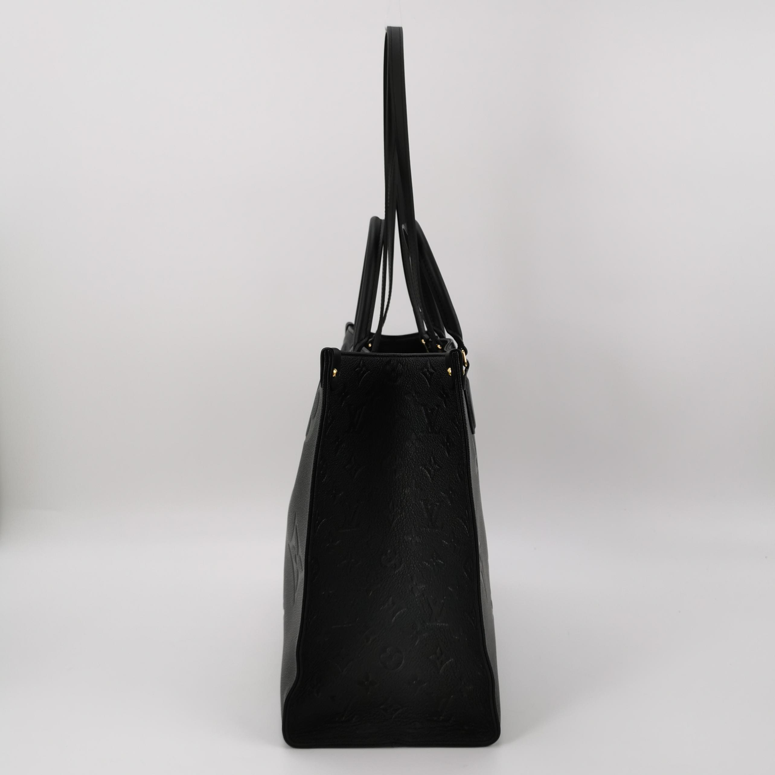 Louis Vuitton(LV) OnTheGo Tote Monogram Empreinte Giant GM — photo 4 of 16