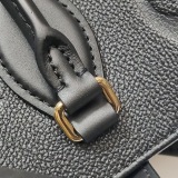 Louis Vuitton(LV) OnTheGo Tote Monogram Empreinte Giant GM — thumbnail 13