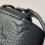 Louis Vuitton(LV) Steamer Wearable Wallet Monogram Taurillon Leather — thumbnail 15
