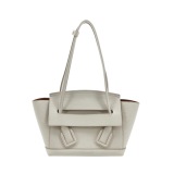 Bottega Veneta Arco Bag Grainy Leather Small — thumbnail 1