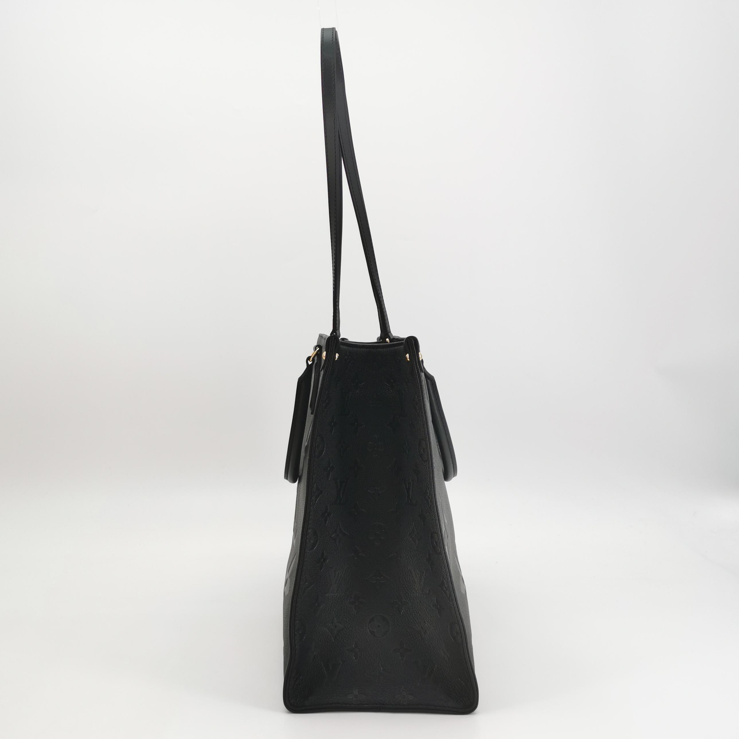 Louis Vuitton(LV) OnTheGo Tote Monogram Empreinte Giant GM — photo 5 of 15