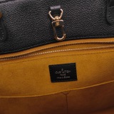 Louis Vuitton(LV) OnTheGo Tote Monogram Empreinte Giant GM — thumbnail 8