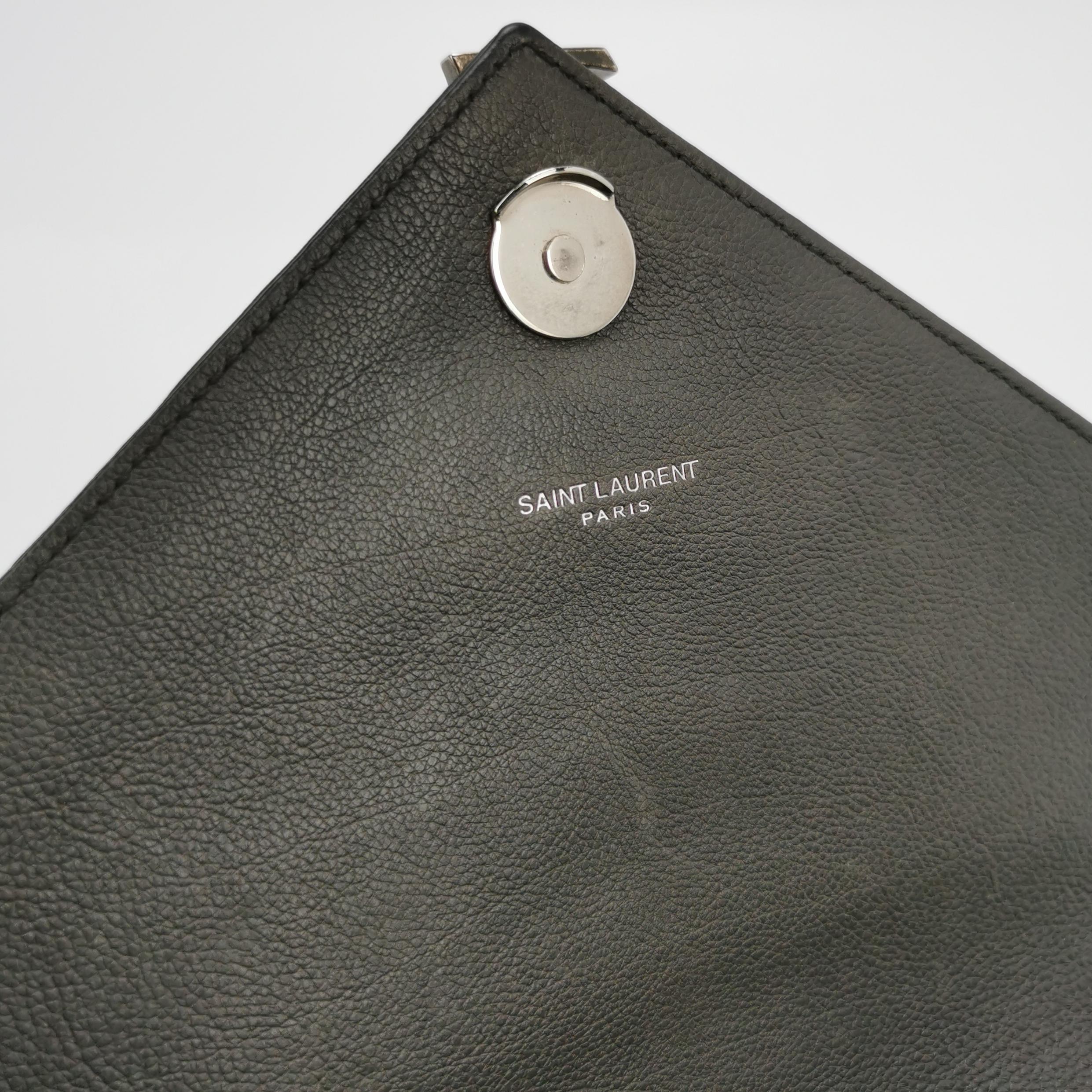 Saint Laurent()YSL Classic Monogram College Bag Matelasse Chevron Leather Medium — photo 16 of 16