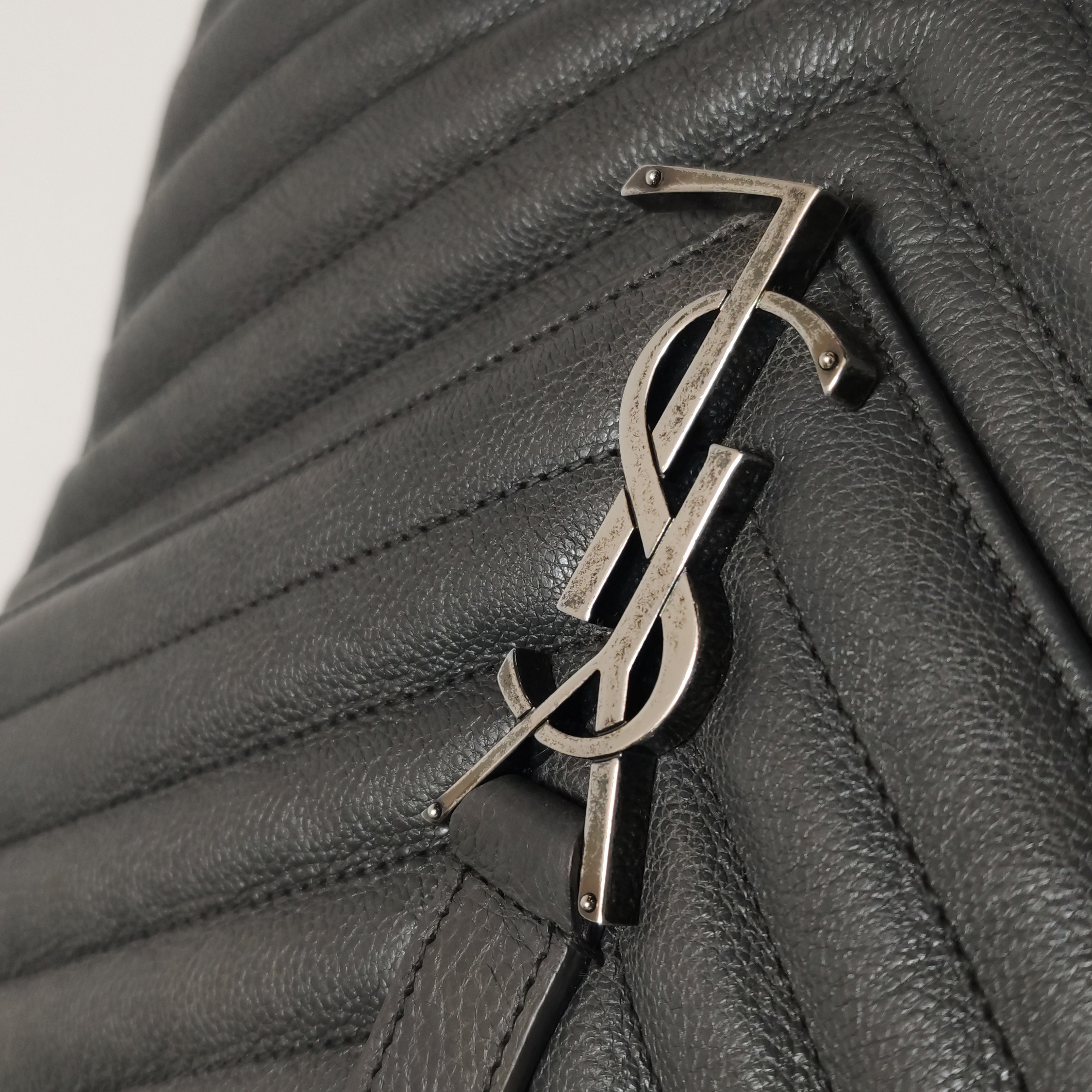 Saint Laurent()YSL Classic Monogram College Bag Matelasse Chevron Leather Medium — photo 11 of 16