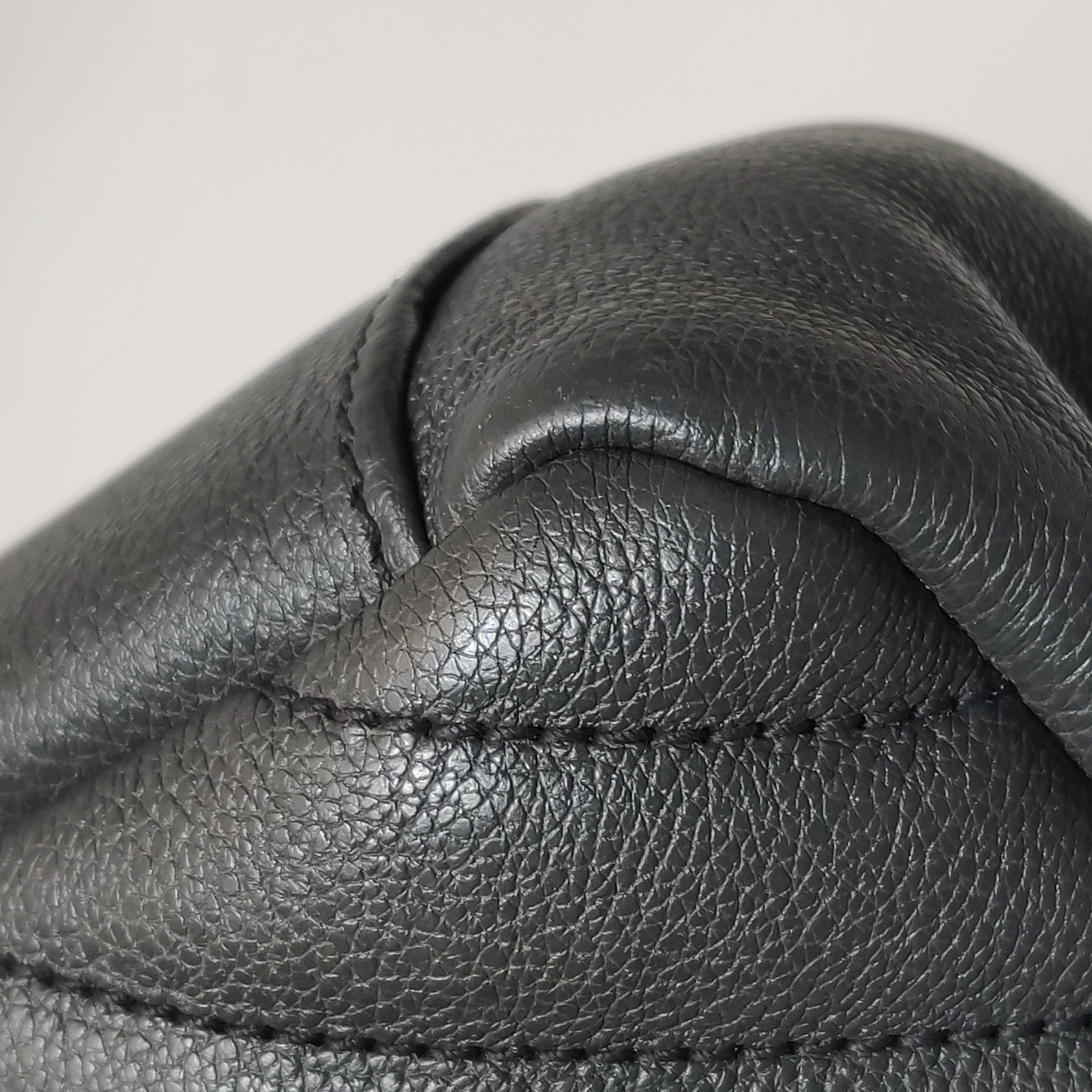Saint Laurent()YSL Classic Monogram College Bag Matelasse Chevron Leather Medium — photo 15 of 16