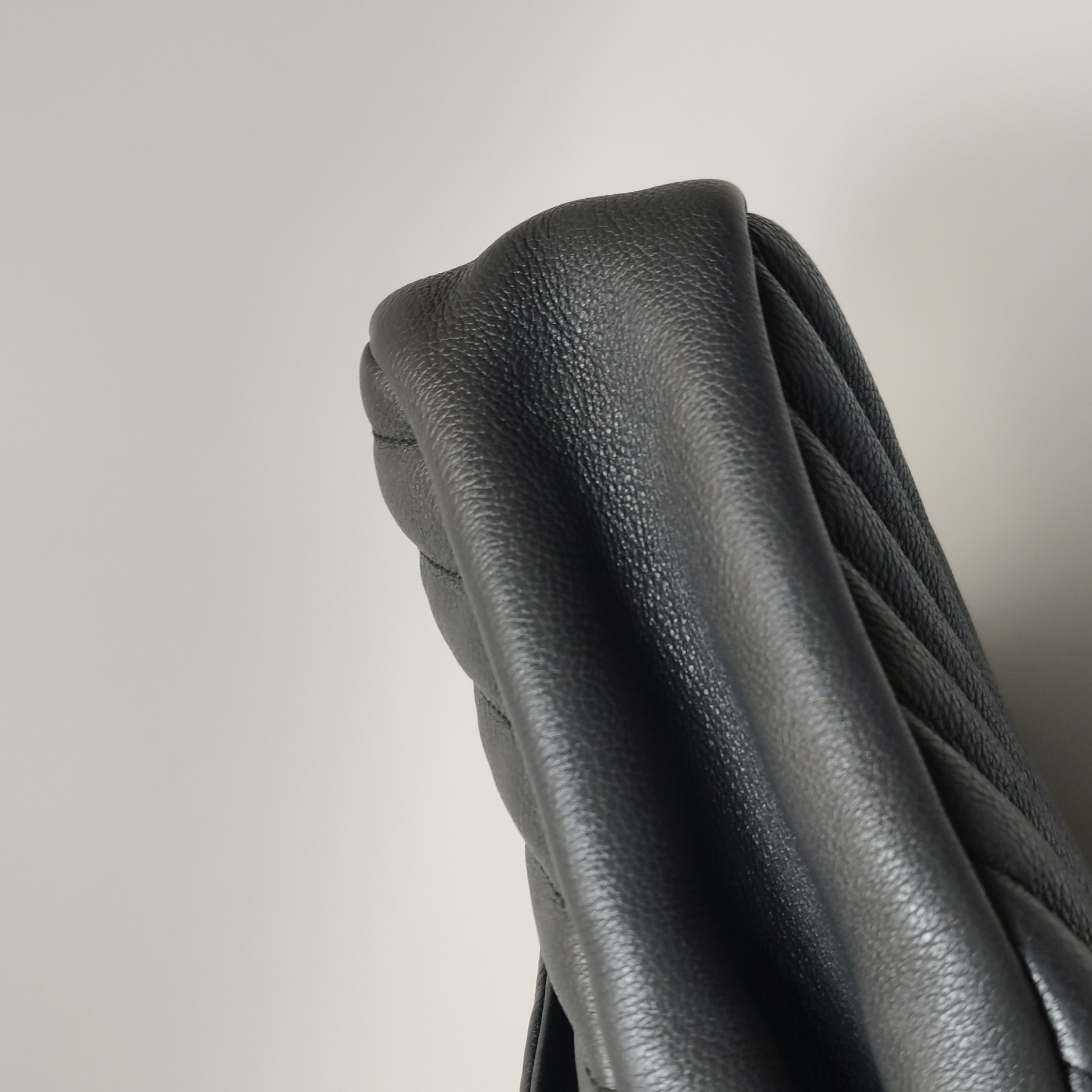 Saint Laurent()YSL Classic Monogram College Bag Matelasse Chevron Leather Medium — photo 13 of 16