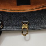 Louis Vuitton(LV) OnTheGo Tote Monogram Empreinte Giant MM — thumbnail 9