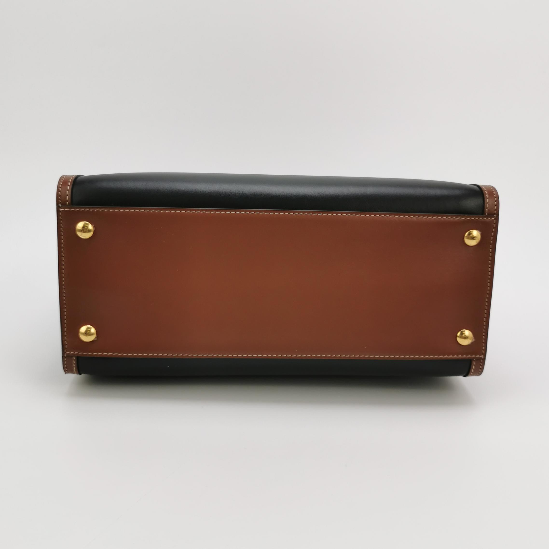 Burberry Title Two Handle Tote Leather with Vintage Check Canvas Small — photo 6 of 16