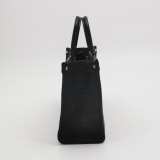 Louis Vuitton(LV) OnTheGo Tote Monogram Empreinte Giant PM — thumbnail 4
