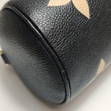 Louis Vuitton(LV) Papillon Handbag Bicolor Monogram Empreinte Giant BB — thumbnail 10