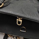 Louis Vuitton(LV) OnTheGo Tote Monogram Empreinte Giant PM — thumbnail 9