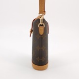 Louis Vuitton(LV) Fold Me Pouch Monogram Canvas — thumbnail 4