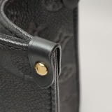 Louis Vuitton(LV) OnTheGo Tote Monogram Empreinte Giant PM — thumbnail 10