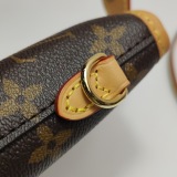 Louis Vuitton(LV) Fold Me Pouch Monogram Canvas — thumbnail 10