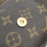 Louis Vuitton(LV) Fold Me Pouch Monogram Canvas — thumbnail 9