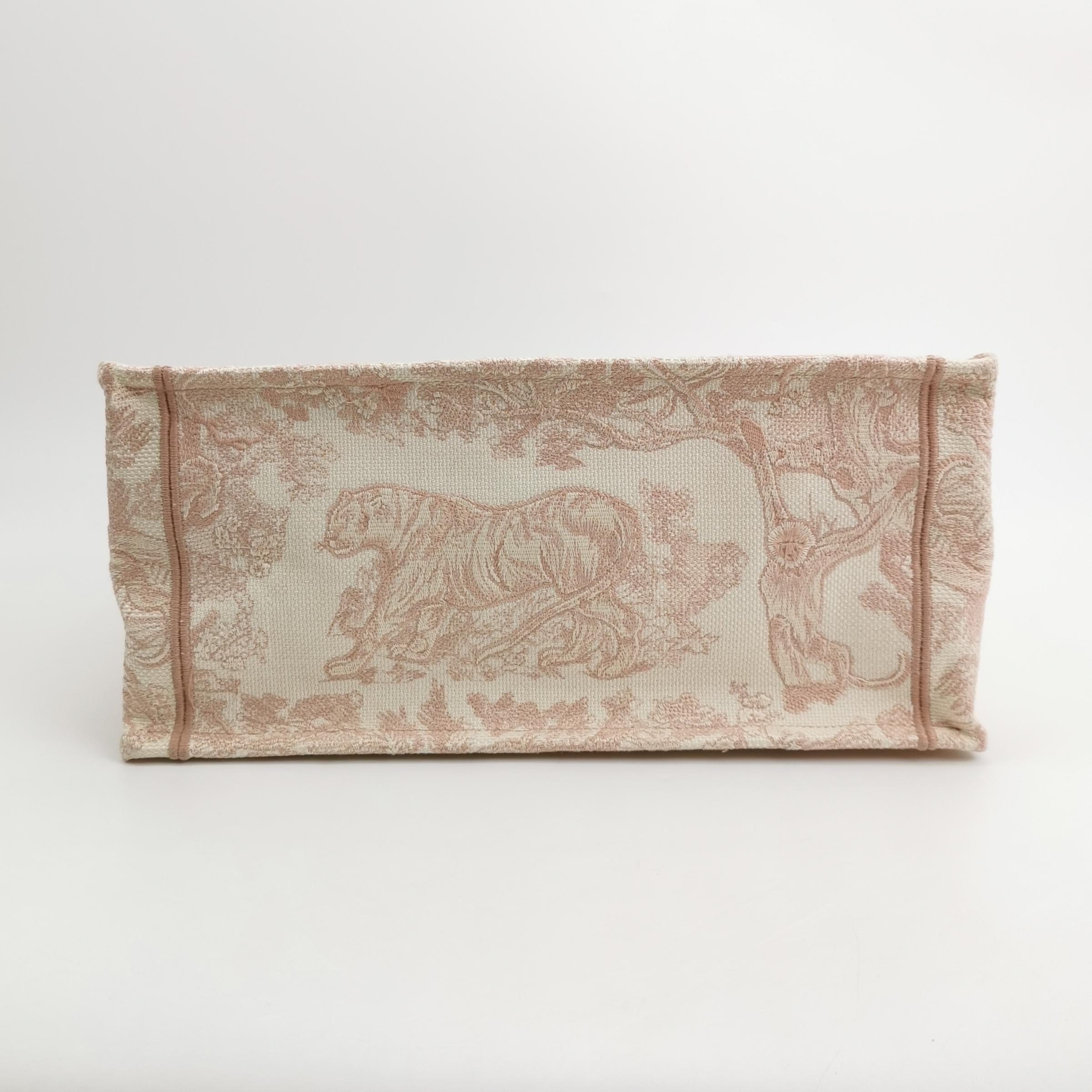 Christian Dior Book Tote Embroidered Canvas Medium — photo 6 of 16