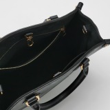 Louis Vuitton(LV) OnTheGo Tote Monogram Empreinte Giant PM — thumbnail 7