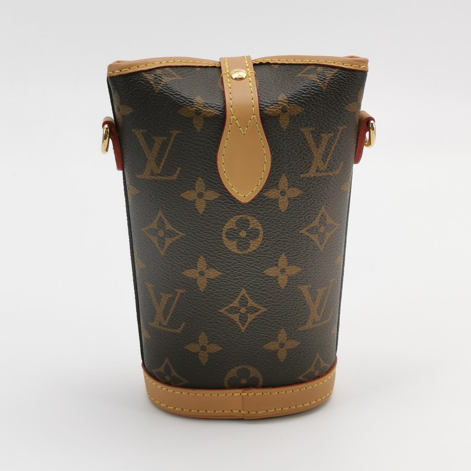 Louis Vuitton(LV) Fold Me Pouch Monogram Canvas — photo 3 of 16