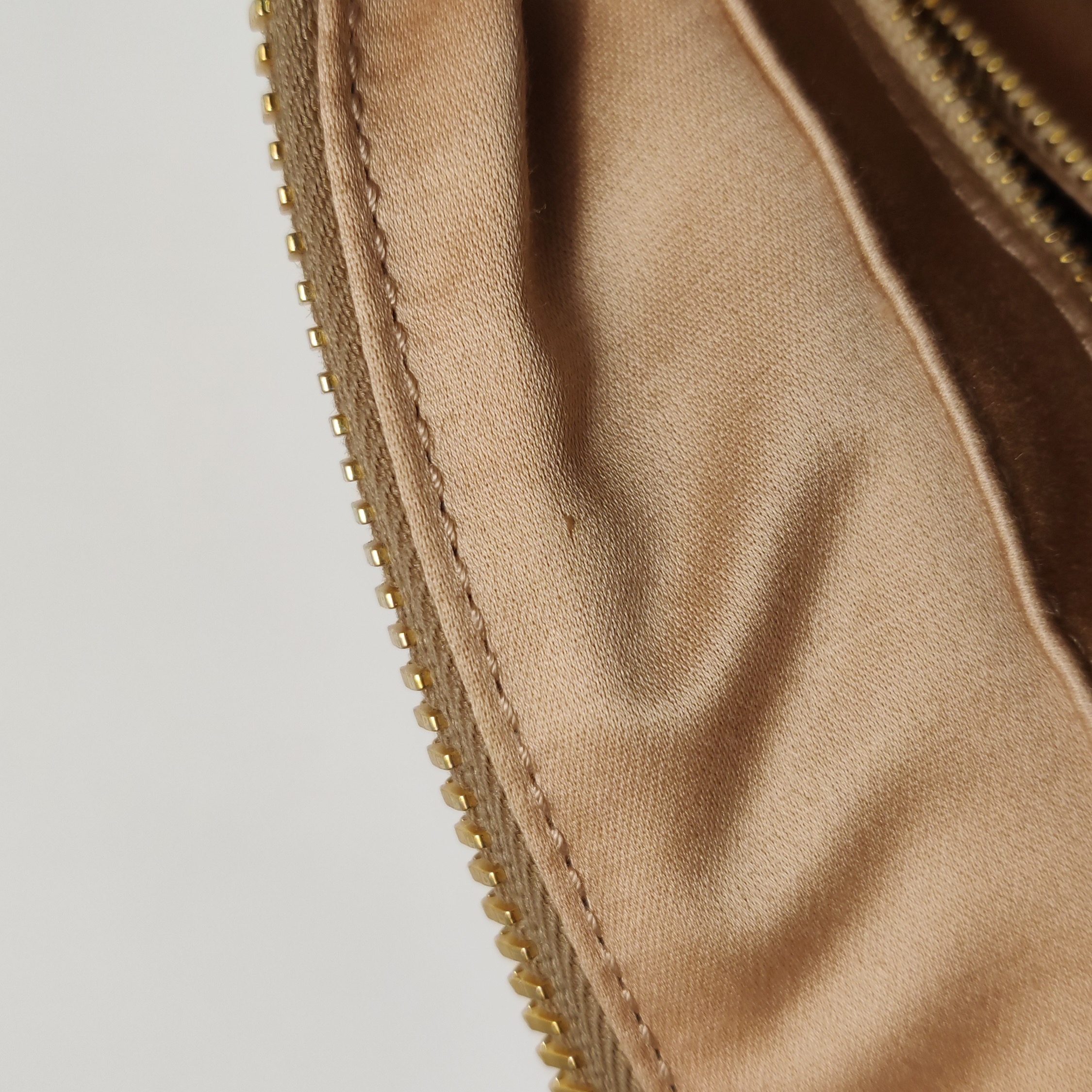 Miu Miu Arcadie Top Handle Bag Leather Large — photo 9 of 24