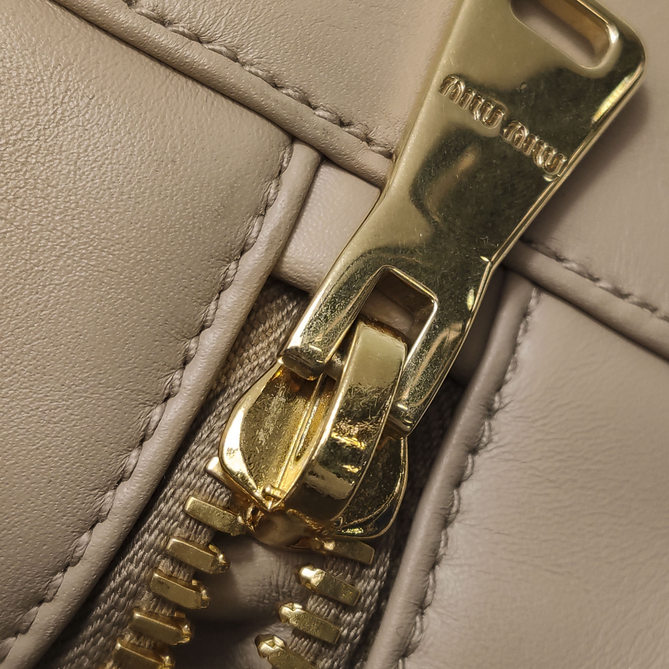 Miu Miu Arcadie Top Handle Bag Leather Large — photo 10 of 24