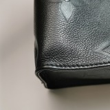 Louis Vuitton(LV) OnTheGo Tote Monogram Empreinte Giant PM — thumbnail 16