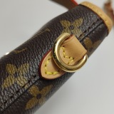 Louis Vuitton(LV) Fold Me Pouch Monogram Canvas — thumbnail 11