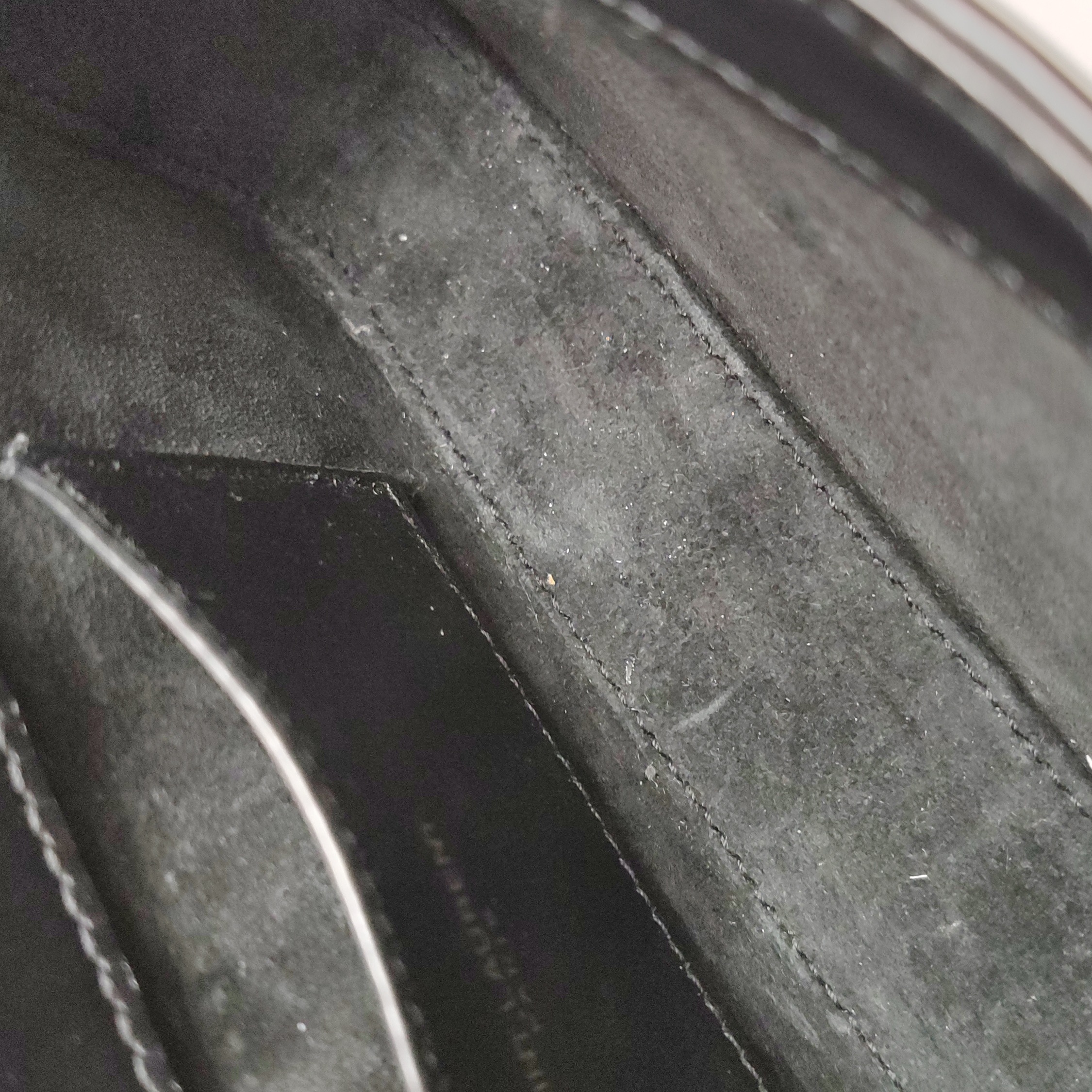 Saint Laurent(YSL) Le 5 a 7 Hobo Leather Mini — photo 9 of 17