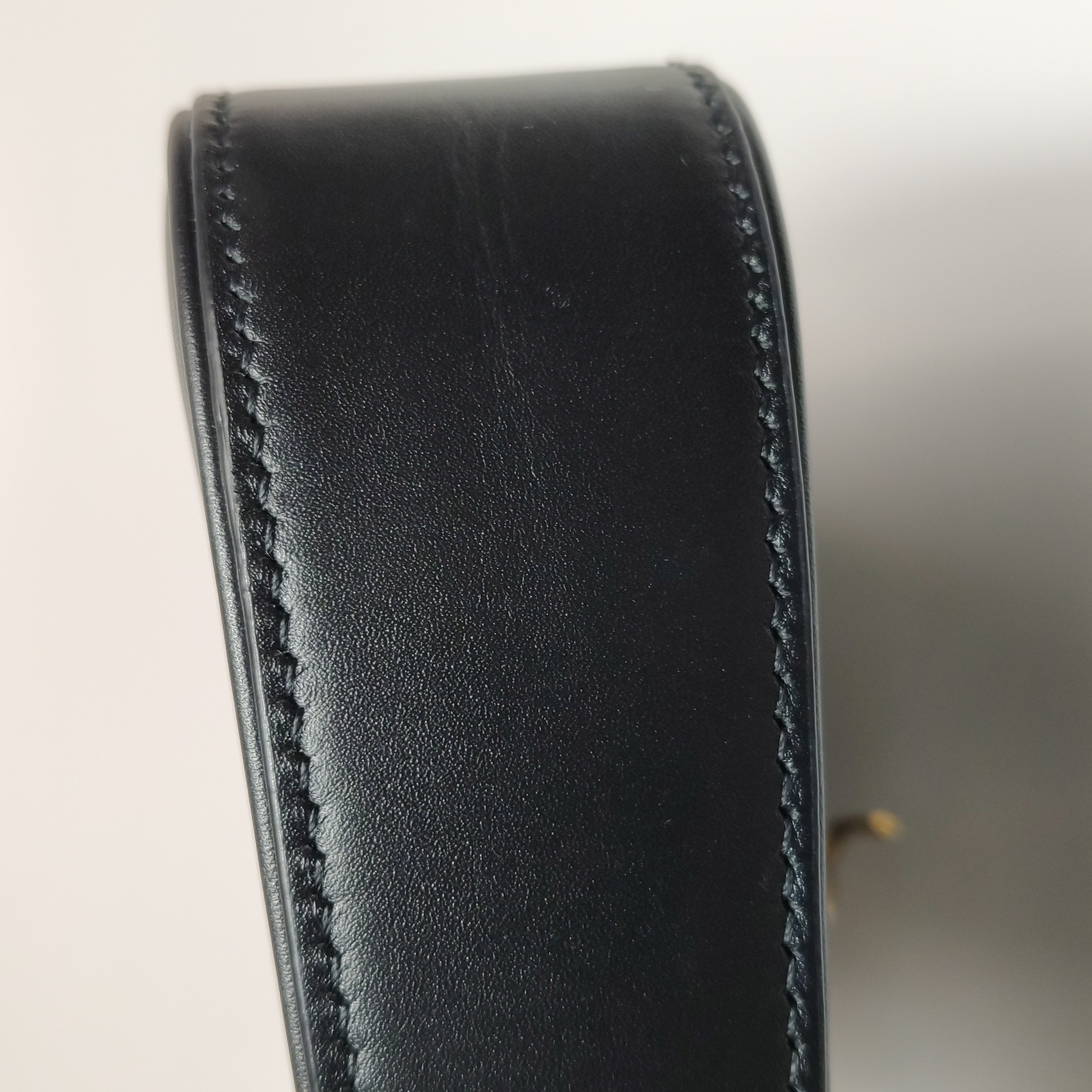 Saint Laurent(YSL) Le 5 a 7 Hobo Leather Mini — photo 14 of 17