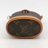 Louis Vuitton(LV) Fold Me Pouch Monogram Canvas — thumbnail 6