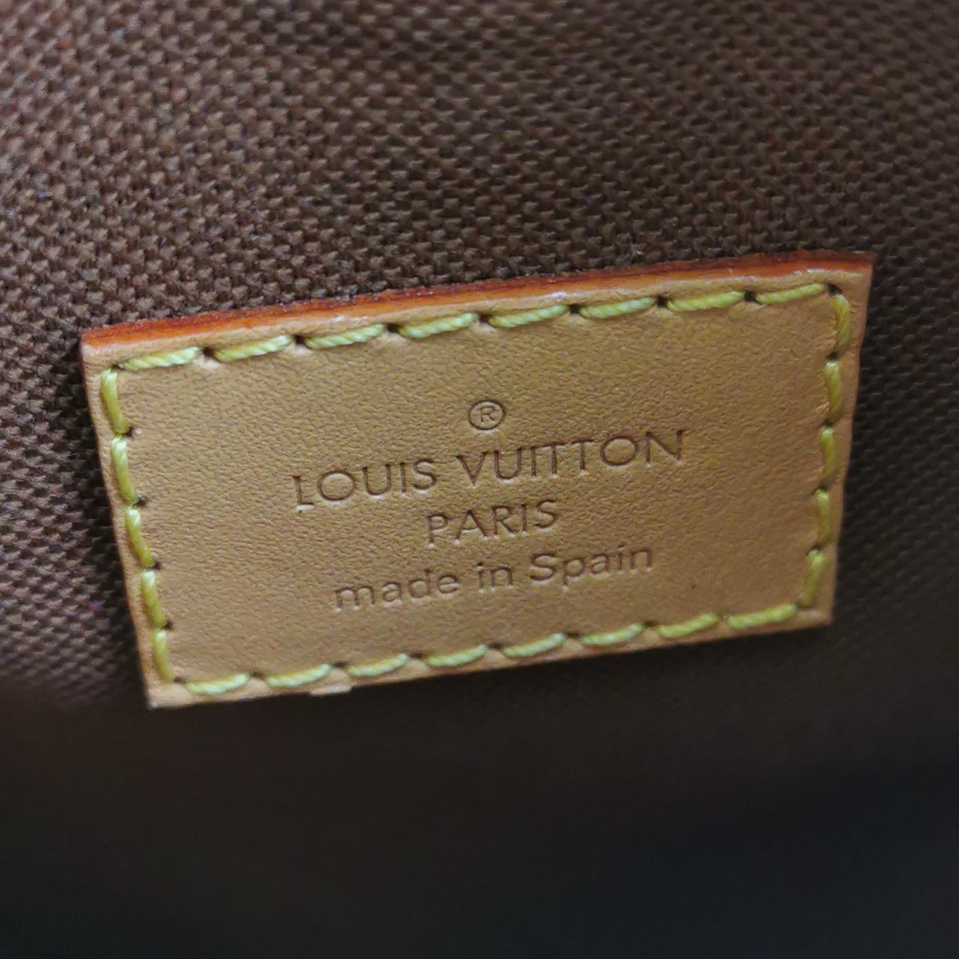 Louis Vuitton(LV) Fold Me Pouch Monogram Canvas — photo 8 of 16