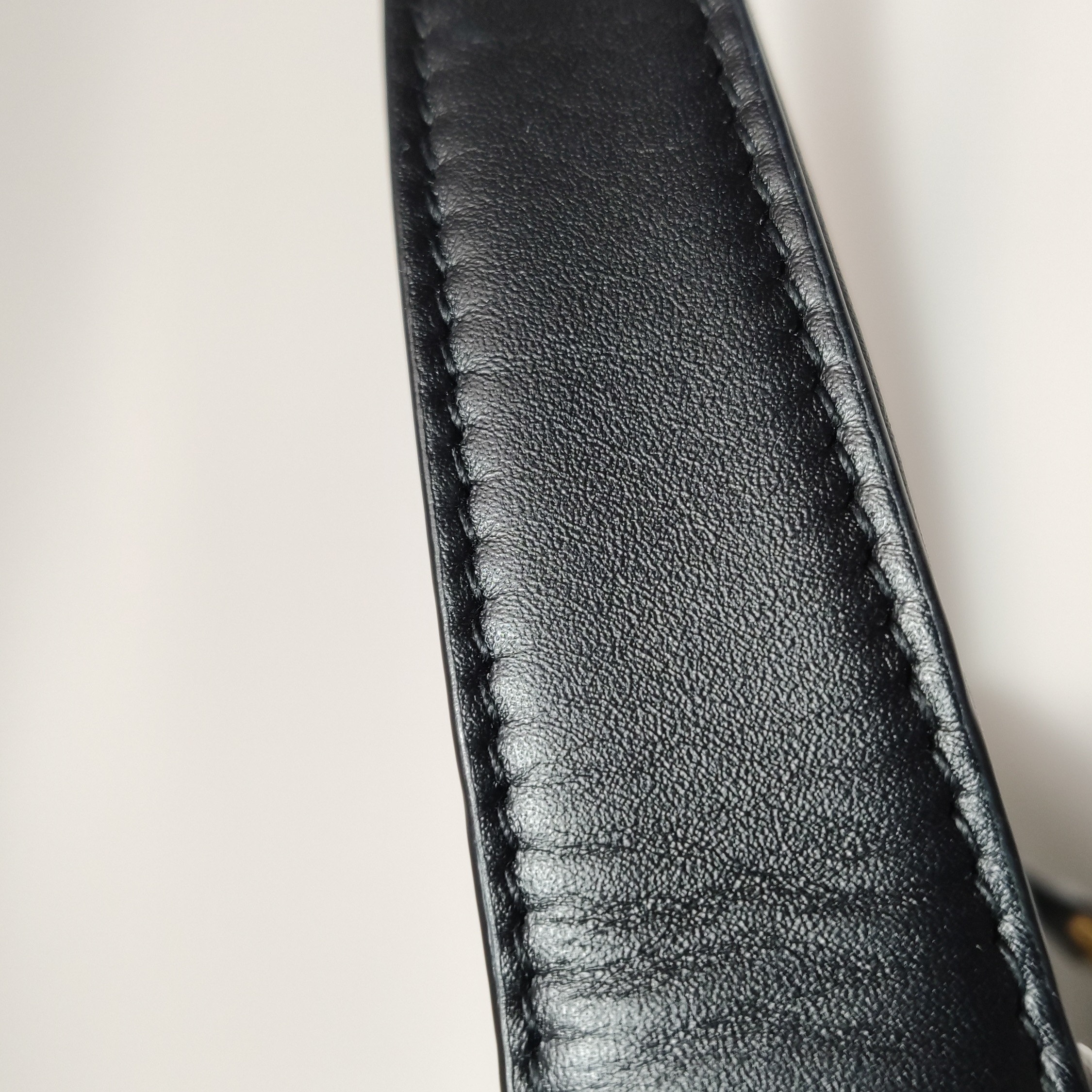 Saint Laurent(YSL) Le 5 a 7 Hobo Leather Mini — photo 16 of 17