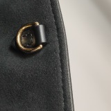 Louis Vuitton(LV) OnTheGo Tote Monogram Empreinte Giant PM — thumbnail 10