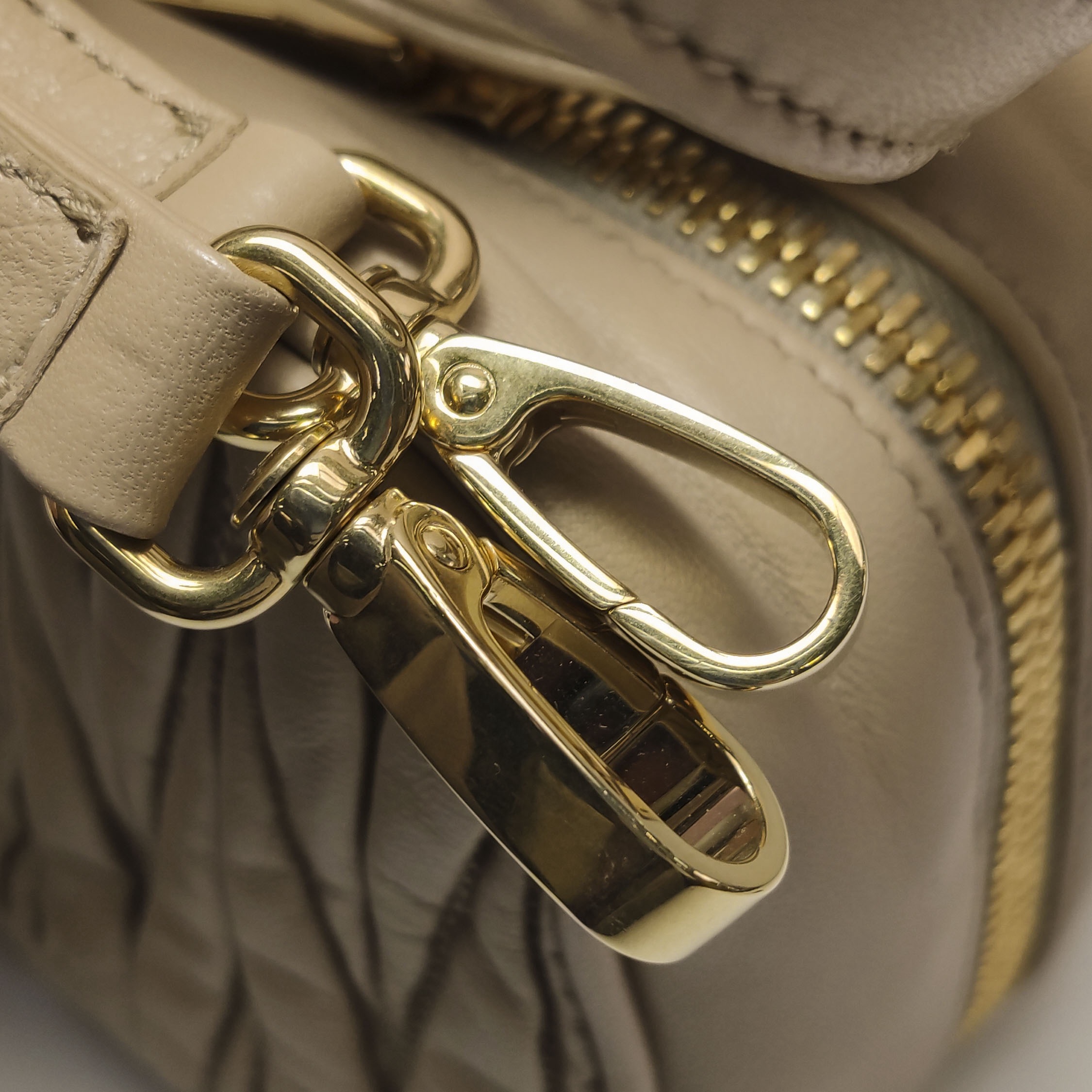 Miu Miu Arcadie Top Handle Bag Matelasse Leather Large — photo 13 of 19